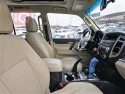 ميتسوبيشي باجيرو